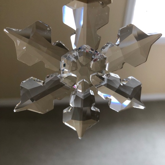 NWOT Swarovski Annual Edition 2022 Snowflake - Picture 2 of 5